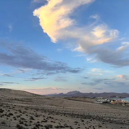 アパート Penthouse Sunrise Blue Ocean View コスタ・カルマ