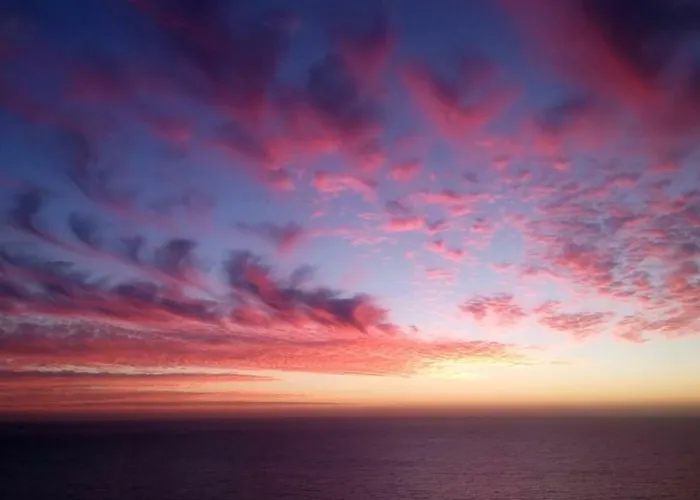 Penthouse Sunrise Blue Ocean View